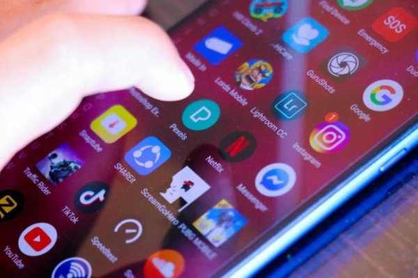 宝牛E配 县城手机店开始消失了？为啥手机在县城都卖不出去了？